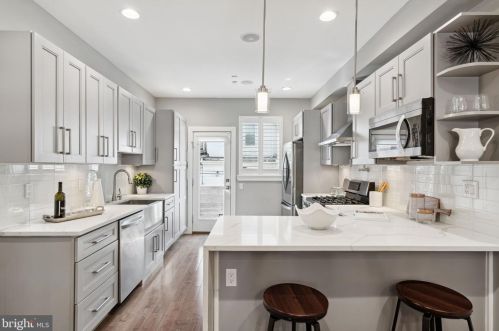 1814 Gerritt St, Philadelphia, PA 19146-4630
