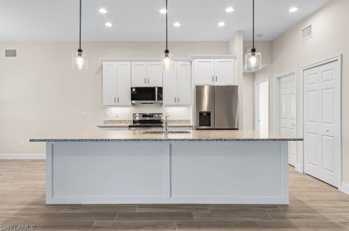 2227 2 Ter, Cape Coral FL  33990-1024 exterior