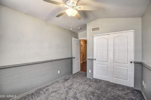 1088 Sierra St, Gilbert AZ  85296-3832 exterior