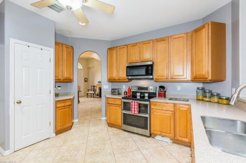 4083 Stow Way, Naples FL  34116-7311 exterior