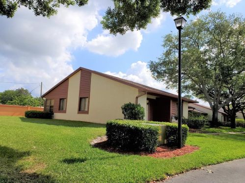 7325 Greystone Dr, Port Richey, FL 34667-3010