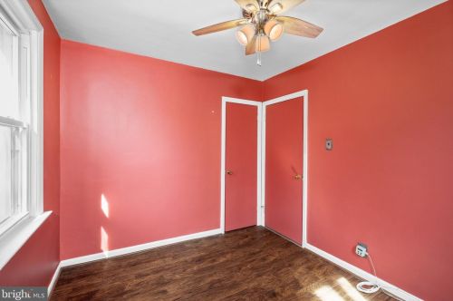 366 Clements Bridge Rd, Runnemede NJ  08078-1919 exterior