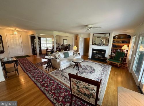 803 Hook Hill Rd, Richmond National Battlefiel VA  22835-3505 exterior
