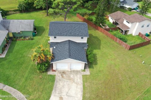 1413 Croftwood Dr, Melbourne, FL 32935-5513
