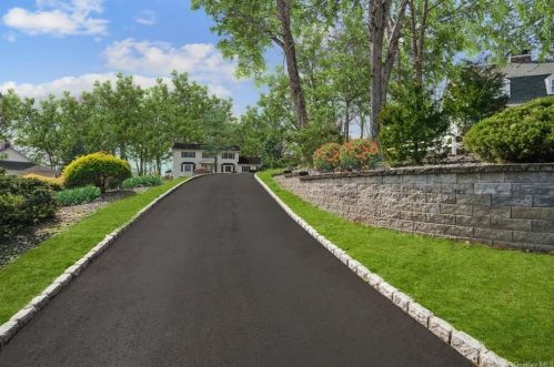 16 Phillips Dr, Stony Point, NY 10980-3451