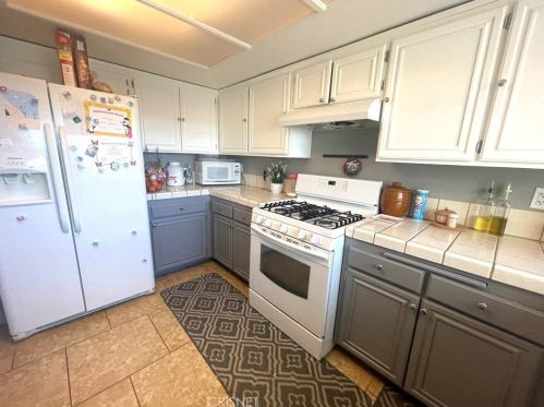 815 Trixis Ave, Lancaster CA  93534-1557 exterior