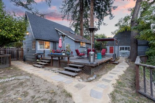 212 Riverside Ave, Ben Lomond CA  95005-9588 exterior