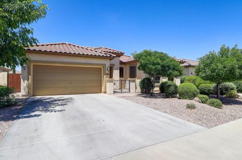 14822 Luna Dr, Litchfield Park, AZ 85340-2750