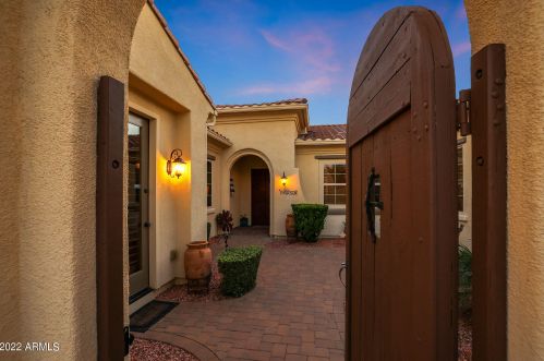 23230 Del Monte Dr, Sun City, AZ 85375-2373