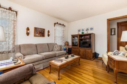 1034 Seborn Ave, Zanesville, OH 43701-7709