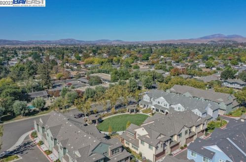 1728 Catalina Ct, Livermore CA  94550-6413 exterior