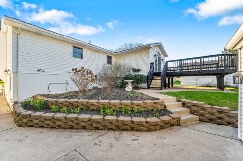 1617 Stanton Ave, New Castle PA  16101-4354 exterior