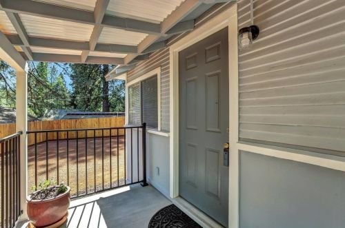 516 Packard Dr, Grass Valley CA  95945-7023 exterior