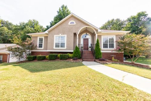812 Stoneridge Dr, Helena, AL 35080-3543