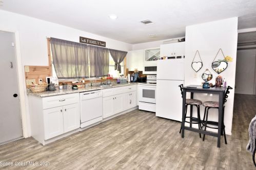 1762 Ruth St, Cocoa, FL 32926-5527
