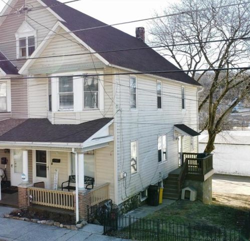 278 Main St, Bangor PA  18013-1949 exterior