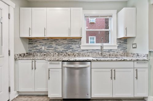 2607 Shady Ave, Pittsburgh, PA 15217-2404