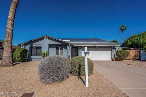 17631 35th Dr, Glendale, AZ 85308-3201
