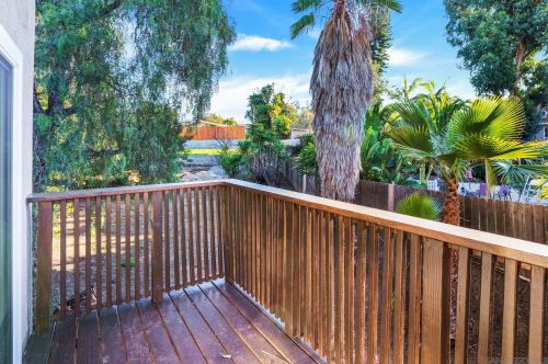 1311 Morning Glory Pl, Vista CA  92084-7222 exterior