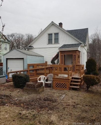 45 Lawndale Ave, Bristol, CT 06010-6446