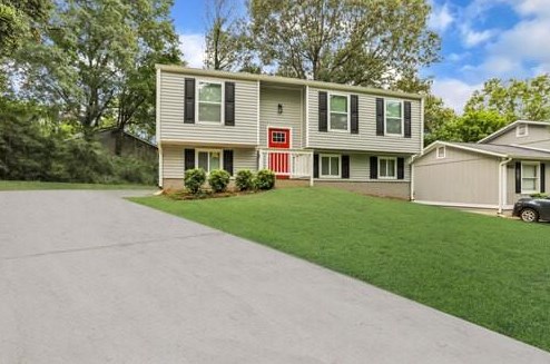4976 Isle Royal Ct, Stone Mountain GA  30088-2305 exterior