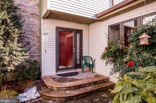 10 Steeplechase Rd, Wilmington, DE 19808-4308