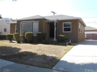5868 Candlewood St, Lakewood, CA 90713-1829