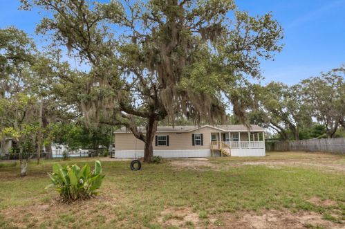 9705 Bud St, Port Richey, FL 34669-3966