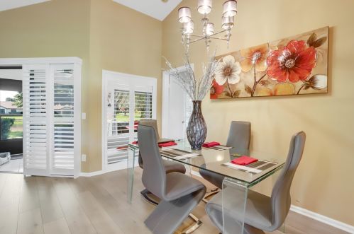 8458 Mooring Cir, Boynton Beach, FL 33472-2342
