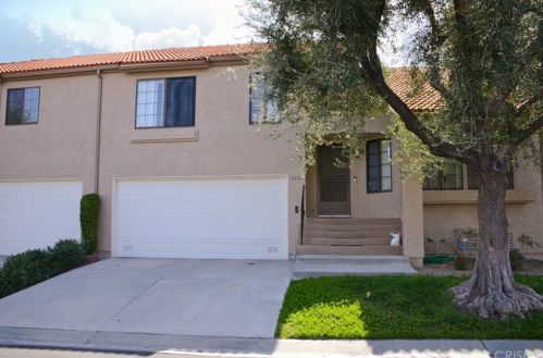 19966 Avenue Of The Oaks, Santa Clarita CA  91321-1387 exterior