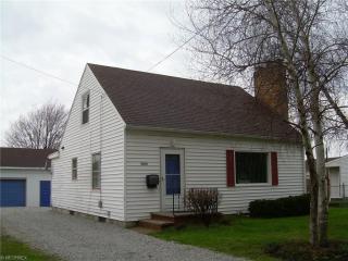 2472 Nesbitt Ave, Akron, OH 44314-3539