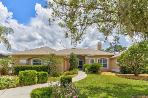 1421 Majestic Oak Dr, Apopka, FL 32712-2546