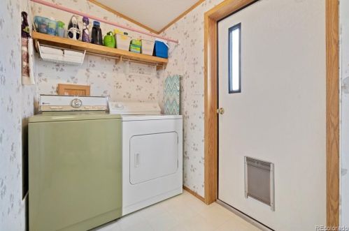 1885 Garnet Ct, Loveland CO 80537-5088 exterior