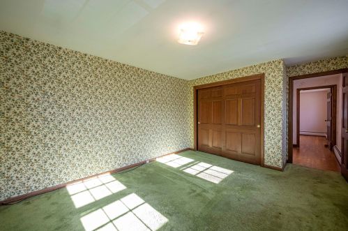 27 Cabot Dr, Nashua NH 03064-1630 exterior