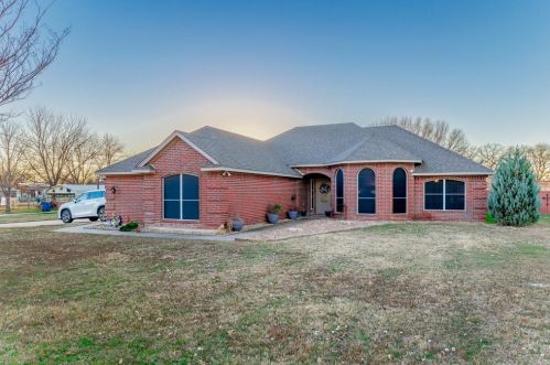 126 Sanchez Creek Ct, Weatherford, TX 76088-3313