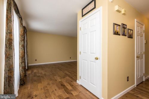 308 Ross Ln, Collegeville PA  19426-1877 exterior