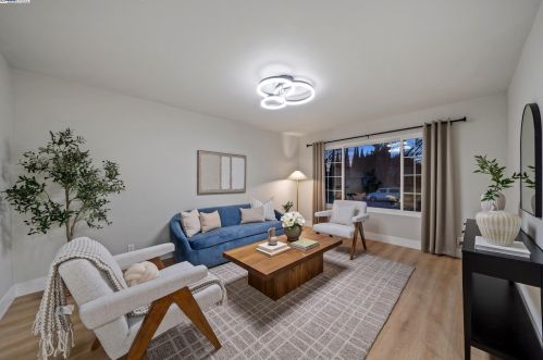 2990 Knights Bridge Rd, San Jose, CA 95132-1727