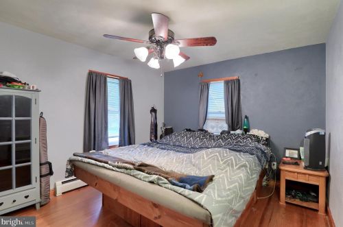 343 High St, Red Lion PA 17356-9255 exterior