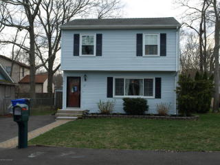 57 Baywood Blvd, Bricktown, NJ 08723-6959