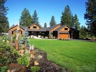 60555 Sunset View Dr, Bend, OR 97702-8108