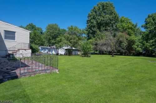 70 Highland Ave, Whippany NJ exterior