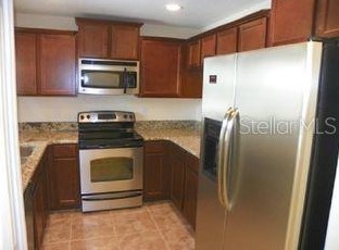 260 Carina Cir, Sanford FL  32773-7366 exterior
