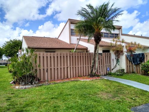 1976 Monks Ct, West Palm Beach, FL 33415-9159