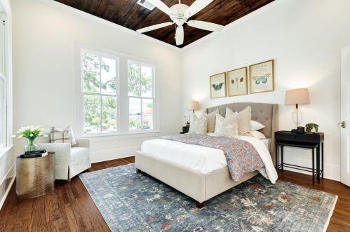 1804 37 St, Galveston TX 77550-6726 exterior