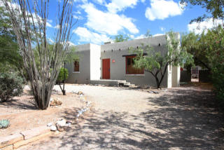 2030 Spring St, Tucson, AZ 85719-3428