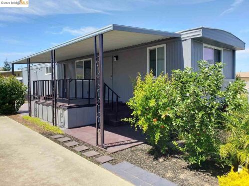 65 Oneida St, Oakley, CA 94561-1666