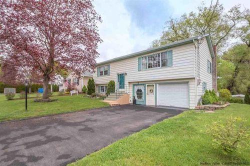 44 Sharon Ln, Kingston, NY 12401-4439