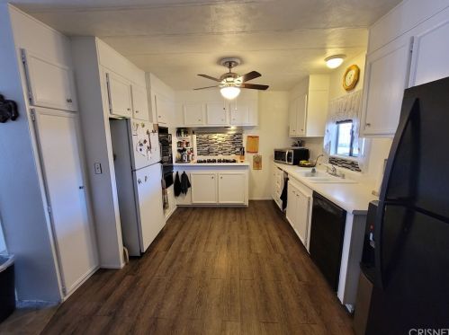 21321 Willow Weed Way, Santa Clarita, CA 91351-2331