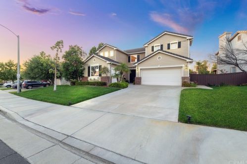 33260 Embassy Ave, Temecula CA  92592-1362 exterior