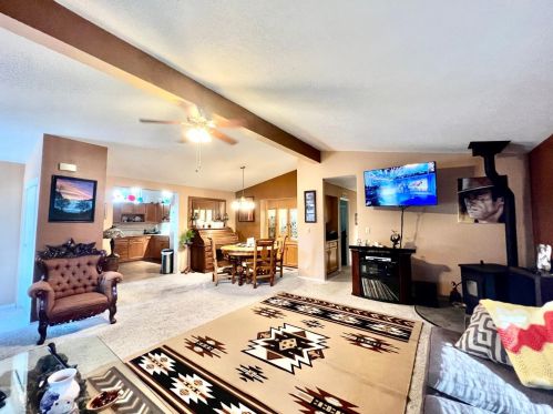 6938 Hidden Brook Ln, Citrus Heights CA  95621-8373 exterior